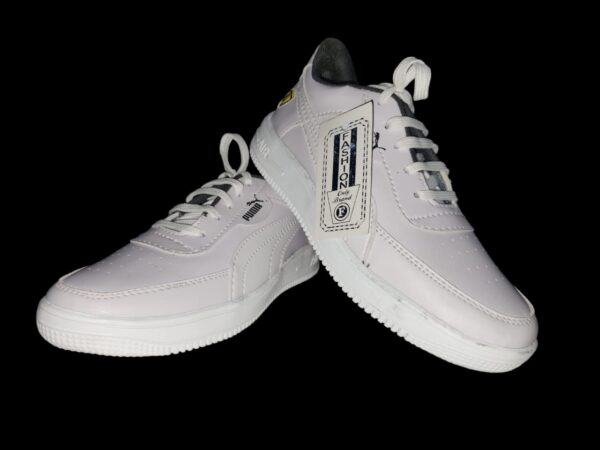 SPORTS SHOES FOR MENS